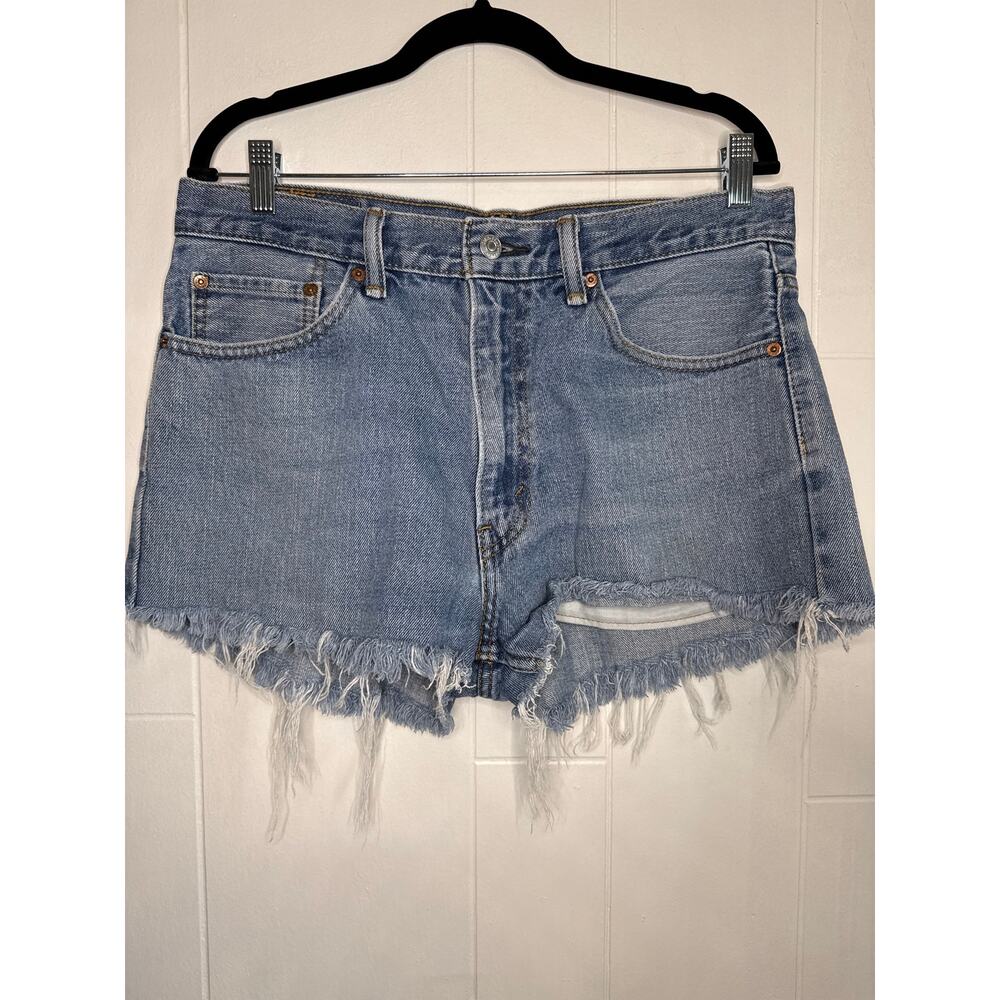 Levi's 550 cutoff shorts 34